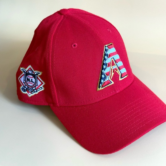 Arizona Diamondbacks New Era 2018 embroidered American Flag We The People Hat - Picture 2 of 16